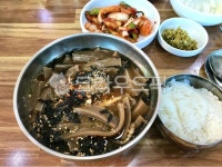 음식, 한식, 묵밥, 도토리묵, 도토리묵밥, 사진,이미지,일러스트,캘리그라피 - 오꼼작가 크라우드픽 - 저작권 걱정 없는 상업용 이미지