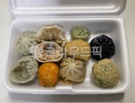 만두, 모듬만두, 포장, 포장음식, 먹거리, 사진,이미지,일러스트,캘리그라피 - 먹방작가 크라우드픽 - 저작권 걱정 없는 상업용 이미지