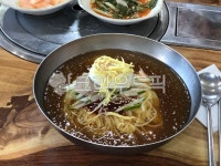 밀면, 국수, 음식, food, noodle, 사진,이미지,일러스트,캘리그라피 - Hee j작가 크라우드픽 - 저작권 걱정 없는 상업용 이미지