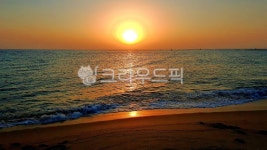 동해일출, 일출, 태양, sunrise, 해돋이, 사진,이미지,일러스트,캘리그라피 - 초하작가 크라우드픽 - 저작권 걱정 없는 상업용 이미지