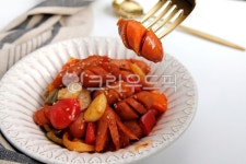 요리, 음식, koreafood, 반찬, 소세지야채볶음, 사진,이미지,일러스트,캘리그라피 - 사탕세알작가 크라우드픽 - 저작권 걱정 없는 상업용 이미지