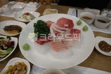 회, 횟집, 음식, 참치, 생선, 사진,이미지,일러스트,캘리그라피 - pdss8486작가 크라우드픽 - 저작권 걱정 없는 상업용 이미지