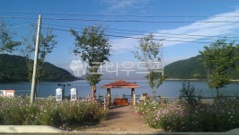 여름, 자연, 저수지, 정자, 호수, 사진,이미지,일러스트,캘리그라피 - Nazgian작가 크라우드픽 - 저작권 걱정 없는 상업용 이미지