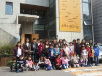 ‘느티나무도서관과 함께한 우리가족’ < 교육 < 뉴스 < 기사본문 - 충청신문 ‘느티나무도서관과 함께한 우리가족’