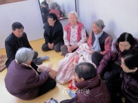 당진 한창희 고대면장, 어르신과 대화 < 사람들 < 충청人 < 기사본문 - 충청신문 당진 한창희 고대면장, 어르신과 대화