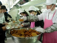 대전구봉高, 인성교육 선도학교로 ‘우뚝 서’ < 교육 < 뉴스 < 기사본문 - 충청신문 대전구봉高, 인성교육 선도학교로 ‘우뚝 서’
