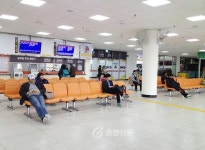 예산군, 노후화된 예산버스터미널 ‘새 단장’ < 예산 < 당진·청양... 충남 < 기사본문 - 충청신문 예산군, 노후화된 예산버스터미널 ‘새 단장’