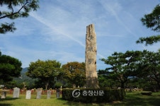 제천 청풍벚꽂축제 문화재단지 한몫 < 제천 < 충주·제천·단양 < 충북 < 기사본문 - 충청신문 제천 청풍벚꽂축제 문화재단지 한몫