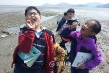 보령 광명초교, 갯벌 탐사 < 교육 < 뉴스 < 기사본문 - 충청신문 보령 광명초교, 갯벌 탐사