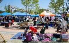 제천시 ‘아름다운 주말장터’, 시민참여도 높아 < 제천 < 충북 < 기사본문 - 충청신문 제천시 ‘아름다운 주말장터’, 시민참여도 높아