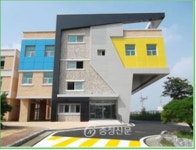 대전유천초등학교, 어린이 도서관 완공 < 교육 < 뉴스 < 기사본문 - 충청신문 대전유천초등학교, 어린이 도서관 완공