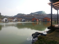 충주 금가면 털보낚시터, 가족형 유료낚시터로 인기 < 사람들 < 충청人 < 기사본문 - 충청신문 충주 금가면 털보낚시터, 가족형 유료낚시터로 인기