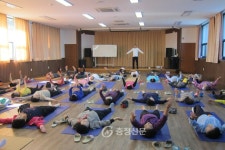 영동군, ‘기체조’ 따라하시면 건강이 보여요~ < 영동 < 충북 < 기사본문 - 충청신문 영동군, ‘기체조’ 따라하시면 건강이 보여요~