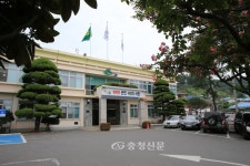 서천군, 도민체전 1년 늦추고 두 마리 토끼 잡다 < 서천 < 충남 < 기사본문 - 충청신문 서천군, 도민체전 1년 늦추고 두 마리 토끼 잡다