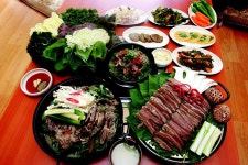 맛있는 건강음식 흑염소 드세요 < 기사본문 - 충청신문 맛있는 건강음식 흑염소 드세요