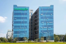 LG전자, 의식주컴퍼니에 100억 투자 ⋯ 글로벌 런드리 테크 협력 강화... LG전자, 의식주컴퍼니에 100억 투자 ⋯ 글로벌 런드리 테크 협력 강화