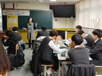 거리두기 상향돼도 개학 첫 주는 2/3 등교한다 < 교육이슈 < 이슈분석 < 기사본문 - 에듀진 인터넷 교육신문 거리두기 상향돼도 개학 첫 주는 2/3... 