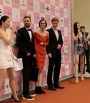 영어 MC로 나서 < 리뷰기사 < 라이프 < 기사본문 - 인터넷조은뉴스 패션모델 최종문, ‘2019 서울웹페스트 폐막식’ 레드카펫 영어 MC로 나서