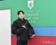 제이에이치케이펜싱클럽 | [조은인터뷰]센텀펜싱클럽 김상철 원장, 학업와 운동을 균형있게 배우면 삶이 질이 바뀝니다 < 문화/컨텐츠 < 산업/ESG < 기사본문...
