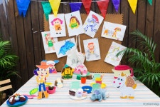 <토이 스토리 4>가 현실에? 이태원 토이하우스를 가봤다