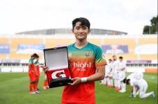 회오리 감자슛 조재완, 5월 게토레이 ‘G MOMENT AWARD’ 수상 < 국내축구 < 축구 < 기사본문 - 풋볼리스트(FOOTBALLIST) 회오리... 