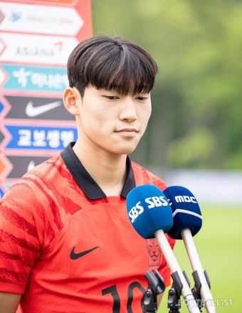 [포토] '월드컵에서 공격적이고 과감하게 플레이 할 것' 배준호 < 포토 < 축구 < 기사본문 - 풋볼리스트(FOOTBALLIST) [포토] '월드컵에서...