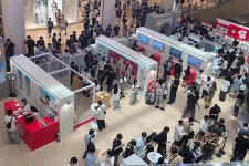 롯데월드타워에서 만난 스노우메이지, 던전앤파이터 팝업 현장 < 취재 < 기사본문 - 게임인사이트 롯데월드타워에서 만난 스노우메이지... 