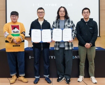 김영모 대표 “하이브와 함께 글로벌 개척 자신있다” - 게임톡 김영모 대표 “하이브와 함께 글로벌 개척 자신있다”