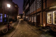 Hamburg: Eerie Speicherstadt Tour | GetYourGuide