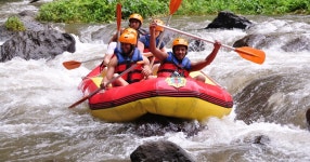 마르마리스에서 출발합니다: 달라만 강 래프팅 어드벤처 | GetYourGuide