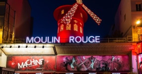 Paris: Moulin Rouge Dinner Show, Champagne, and Transport | GetYourGuide