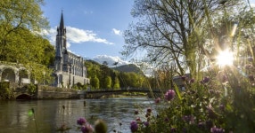 루르드 성지 소그룹 투어, 점심 포함 | GetYourGuide