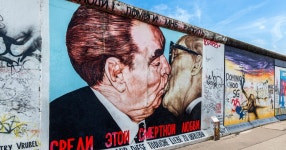 Berlin: East Side Gallery and Cold War Segway Tour | GetYourGuide