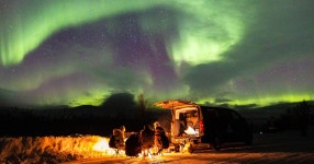 트롬쇠: 사진작가와 함께하는 오로라 투어 | GetYourGuide