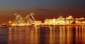 St. Petersburg: 2-Hour Drawbridges Boat Tour