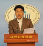 장제원, 굴복않고, 국민을 보호하겠다. < 포토뉴스 < 국회/정부 < 정치 < 기사본문 - 글로벌뉴스통신GNA 장제원, 굴복않고, 국민을 보호하겠다.... 