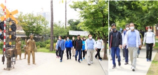 유동균 마포구청장, 마포 걷고싶은길 10선의 인기코스 경의선숲길 구민과 함께 걸어 < 포토뉴스 < 이슈종합 < 사회 < 기사본문... 