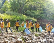 부산 사상구, 행락철 맞이 운수천 환경정비 추진 < 포토뉴스 < 사회... 부산 사상구, 행락철 맞이 운수천 환경정비 추진 - 글로벌뉴스통신GNA