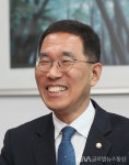 김주영 의원, 향산중학교 분리 신설 결정 < 국회/정부 < 정치 < 기사본문 - 글로벌뉴스통신GNA 김주영 의원, 향산중학교 분리 신설 결정... 