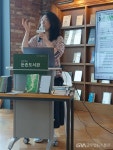 둔촌도서관, 상주 작가 소개식 진행 < 문화종합 < 문화 < 기사본문 - 글로벌뉴스통신GNA 둔촌도서관, 상주 작가 소개식 진행 - 글로벌뉴스통신GNA