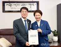 김정기소아과의원 | 김정기 대구시장 권한대행, 한병도 의원 · 이언주 의원 면담 < 포토뉴스 < 문화종합 < 문화 < 기사본문 - 글로벌뉴스통신GNA 김정기 대구시장...