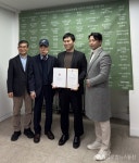 신사에그의원 김동준 원장, JBN과 함께 나눔 실천 기부금 전달 < 포토뉴스 < 문화종합 < 문화 < 기사본문 - 글로벌뉴스통신GNA 신사에그의원... 