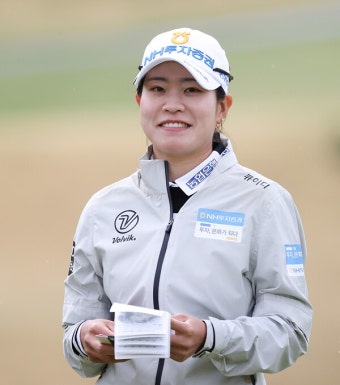 3·4단 까다로운 그린에서 선전한 박민지 [KLPGA 교촌허니 오픈]... 골프한국 3·4단 까다로운 그린에서 선전한 박민지 [KLPGA 교촌허니 오픈]