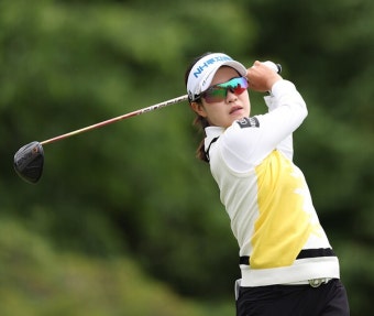 박민지, 트리플보기에도 2R 선두…스폰서 대회 2연패 보인다 [KLPGA] < KLPGA < 골프일반 < 뉴스 < 기사본문 - 골프한국 박민지...