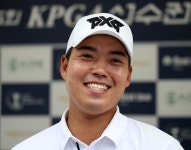 신상훈, '코스레코드 타이'에 힘입어 첫 우승 도전 [KPGA 선수권대회]... 골프한국 신상훈, '코스레코드 타이'에 힘입어 첫 우승 도전 [KPGA... 