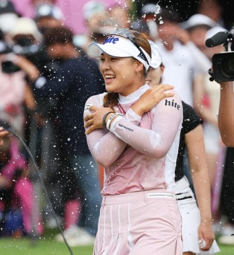 58위로↑ [KLPGA] < KLPGA < 골프일반 < 뉴스 < 기사본문 - 골프한국 '새로운 스타' 윤이나, 세계랭킹 69위로 '껑충'…박지영은 58위로↑ [KLPGA]