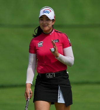 김아림, 프로 데뷔 첫 홀인원 행운…LPGA 메디힐 챔피언십 3R < LPGA < 골프일반 < 뉴스 < 기사본문 - 골프한국 김아림, 프로 데뷔 첫 홀인원...