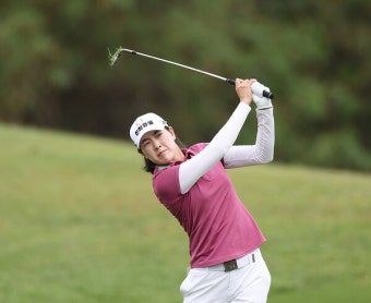 KLPGA 투어 통산 10승을 겨냥한 이정민 프로 < 생생포토 < 뉴스 < 기사본문 - 골프한국 KLPGA 투어 통산 10승을 겨냥한 이정민 프로