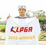 스크린 여제 홍현지, KLPGA 드림투어 골프대회 첫 우승 < KLPGA < 골프일반 < 뉴스 < 기사본문 - 골프한국 스크린 여제 홍현지, KLPGA... 
