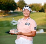 유해란, 아칸소에서 와이어투와이어로 LPGA 첫 우승…신인상 굳히기, 시즌상금 18억원 돌파(종합) < LPGA < 골프일반 < 뉴스 < 기사본문... 